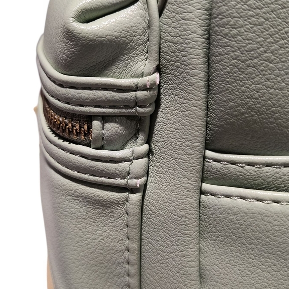 Danielle Nicole Disney Princess And The Frog Tiana Diecut Dress Mini Backpack - Picture 7 of 9